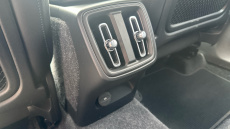 Volvo Xc40 2.0 D4 [190] R DESIGN 5dr AWD Geartronic Diesel Estate